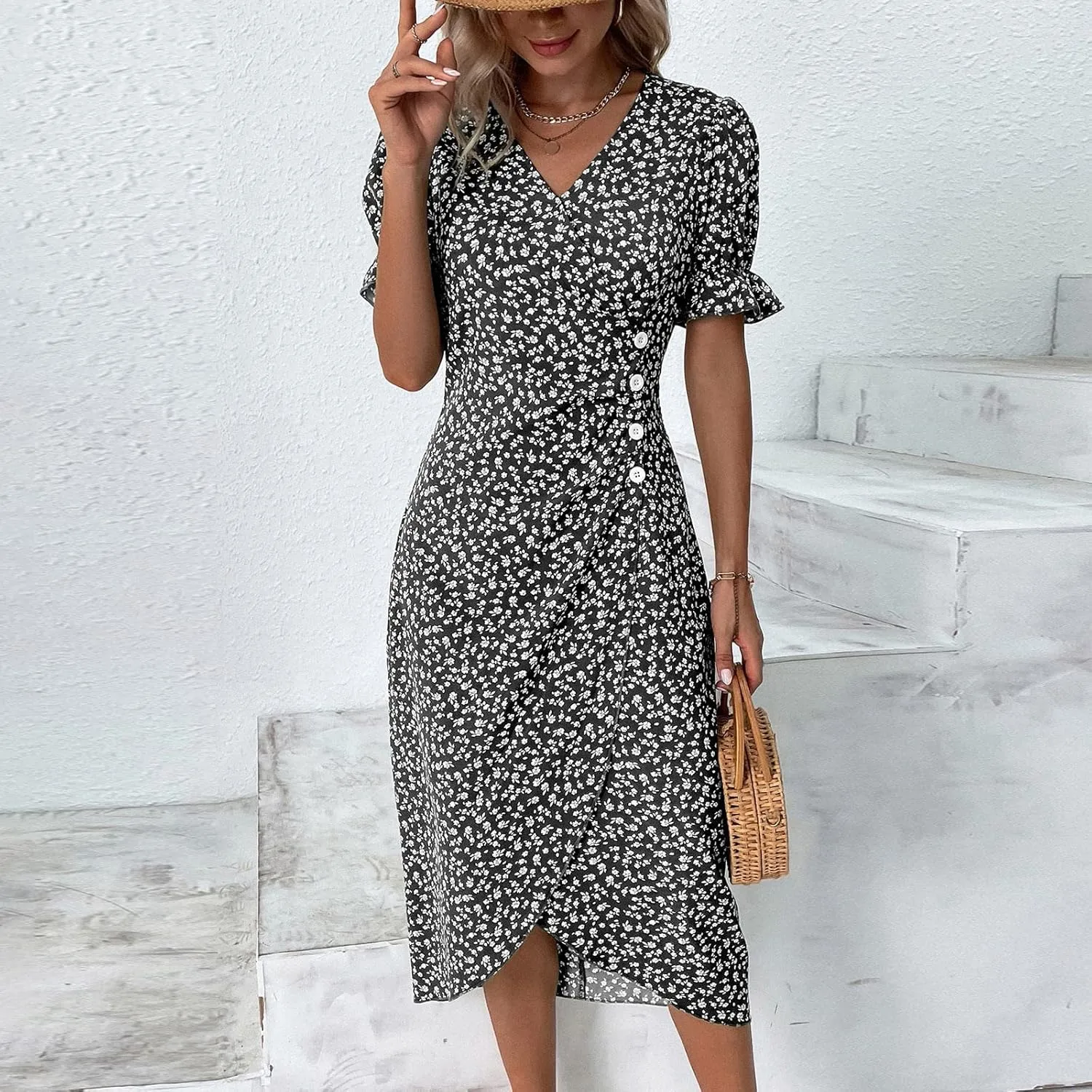 Floral Vacation Dresses for Women: Trendy V-Neck Ruched Short/Long Sleeve Dress - Casual Fashion for Spring/Summer