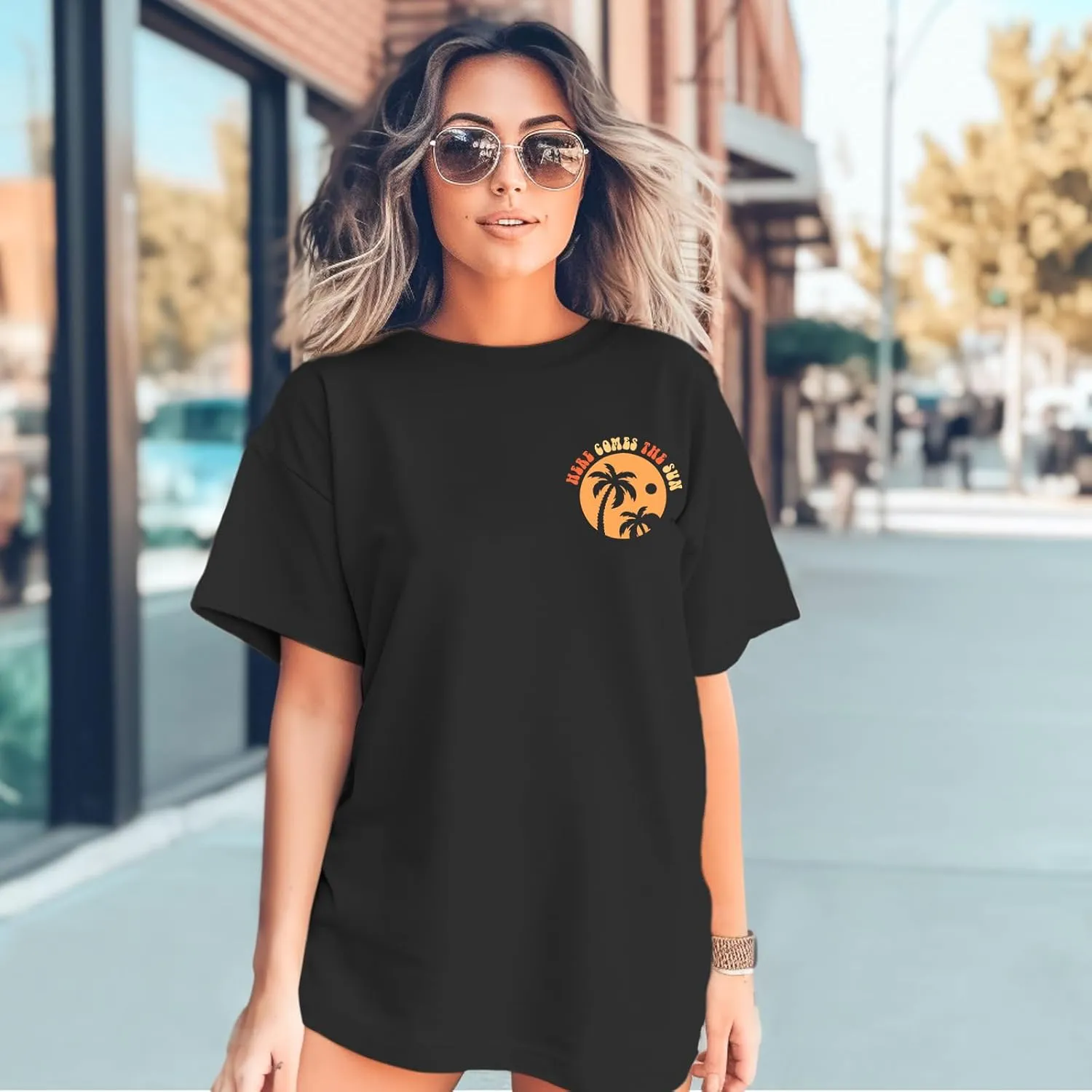 Hawaiian Sunshine Beach Shirts Oversized Graphic Tees for Women Here Comes The Sun Tshirt Tropical Hawaii Shirt