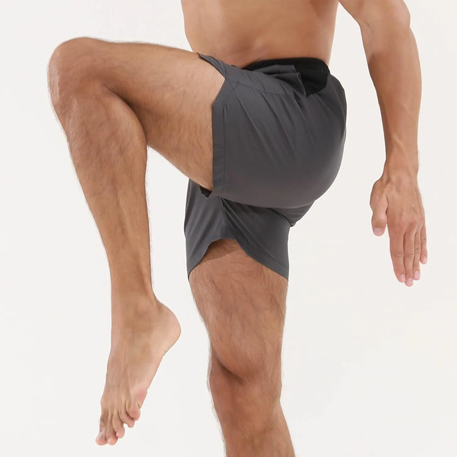 Men's Quick Dry Mesh Shorts with Pockets Running Gym Breathable Lightweight Shorts Elastic Waist Shorts Beach Trunks