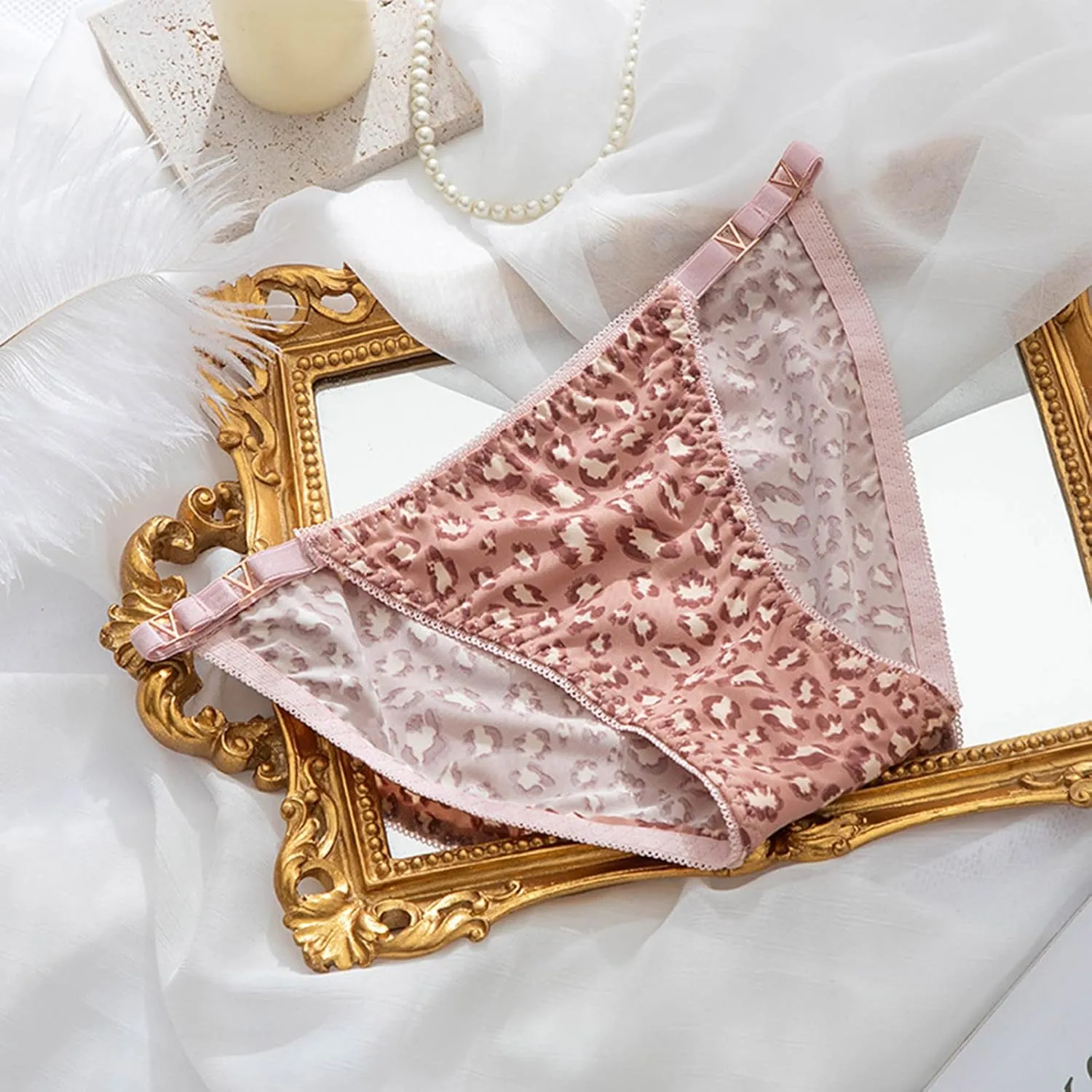 Seamless Underwear for Women Ice Silk Briefs Low Rise No Lines Coverage Breathable Stretch Fabric Panties