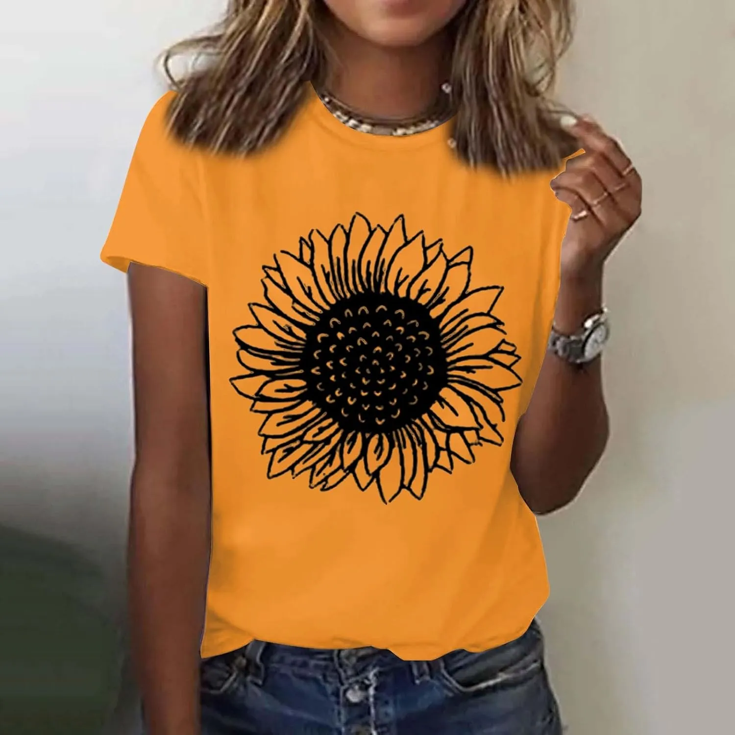 Womens Sunflower T Shirt Summer Novelty Cute Flower Graphic Loose Fit Tees Classic Crew Neck Short Sleeve Casual Tops